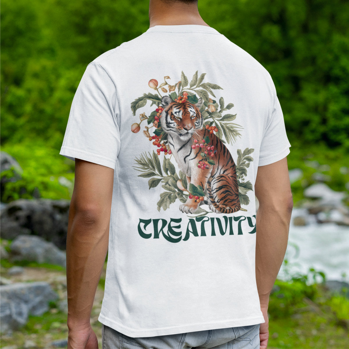 Vit UNISEX T-shirt med ryggtryck “Creativity”
