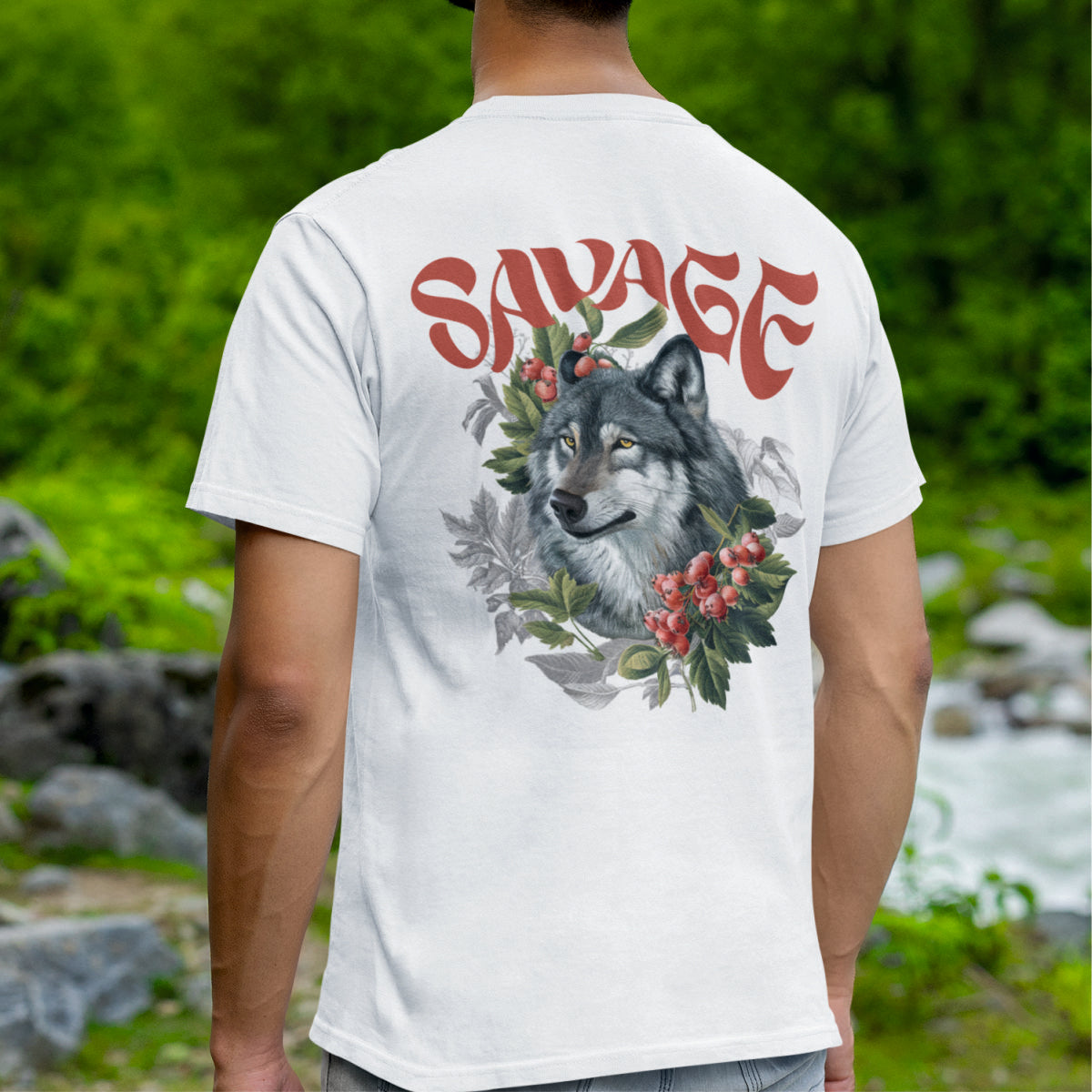 Vit UNISEX T-shirt med ryggtryck “Savage”