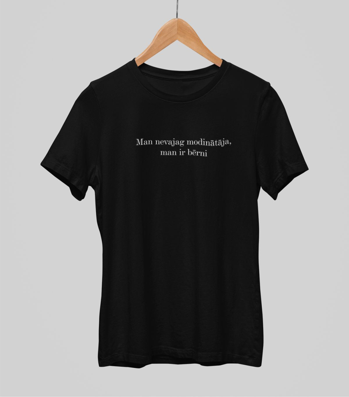 Melni UNISEX krekli  "Man nevajag modinātāja, man ir bērni"