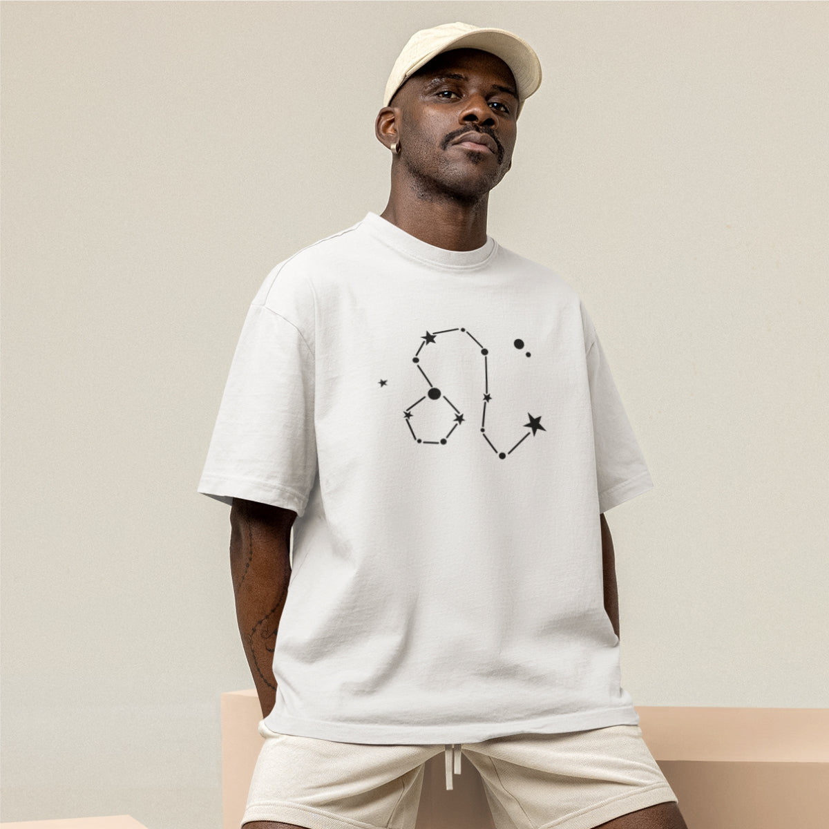 Valge UNISEX T-särk Tähtkuju Lõvi