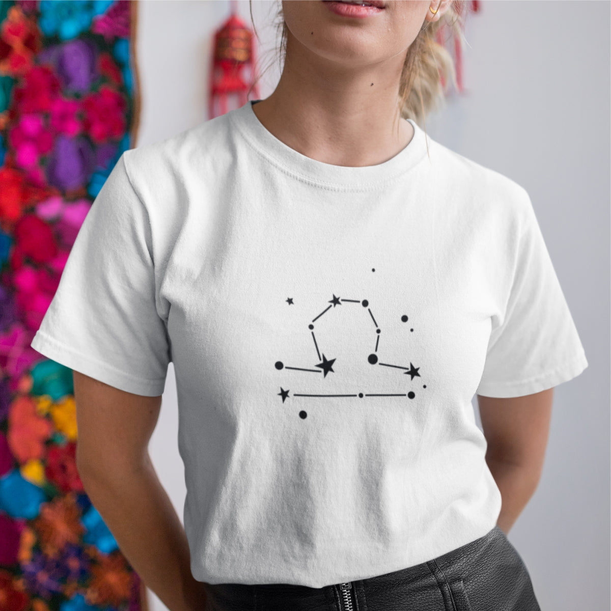 Valge UNISEX T-särk Tähtkuju Kaalud